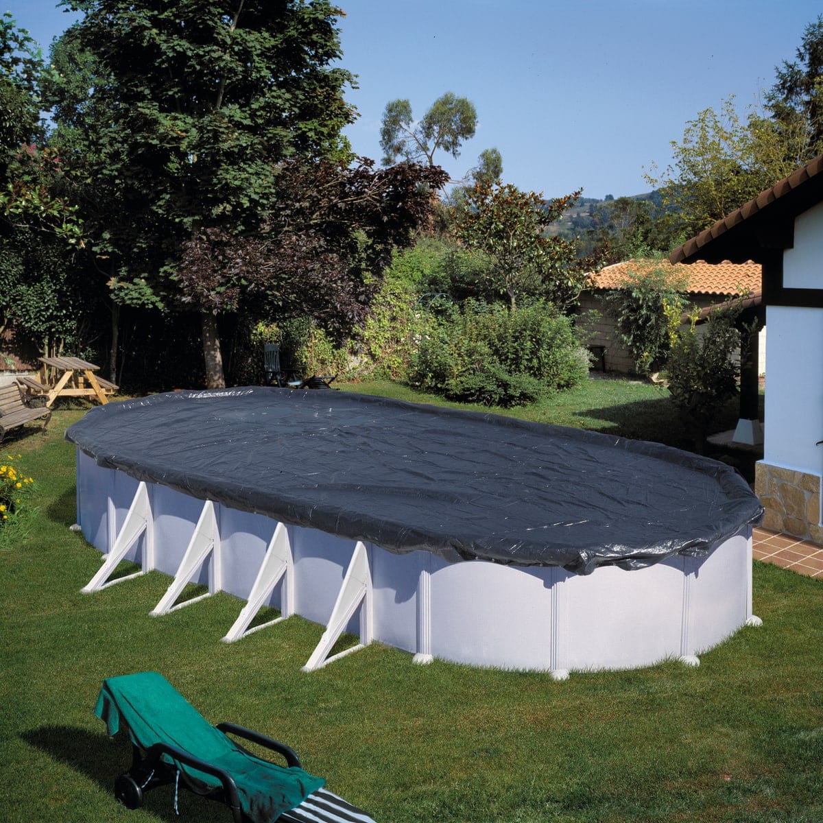 Bricocenter WINTER COVER FOR SWIMMING POOL 915x470