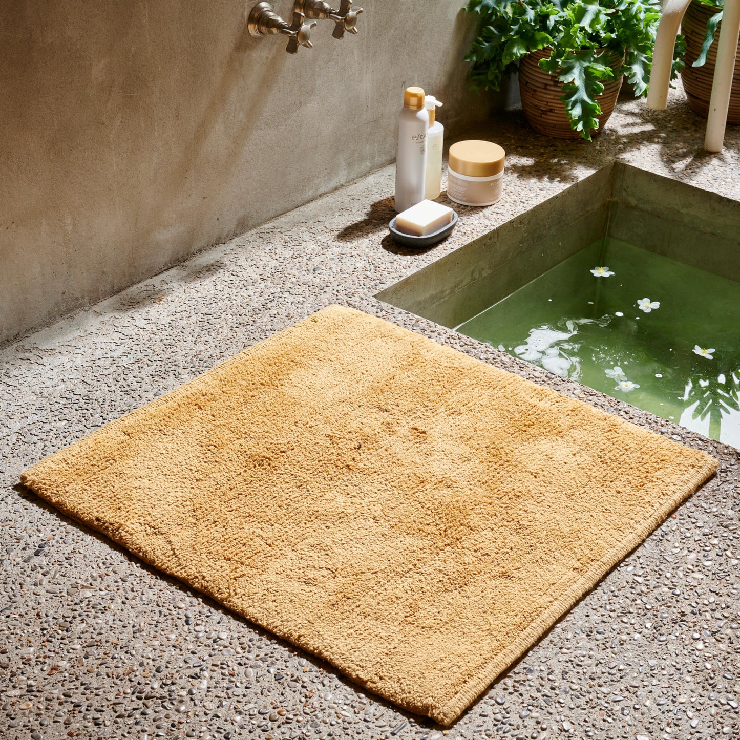 BIO SOFT Ocher bath mat 60 x L 60 cm