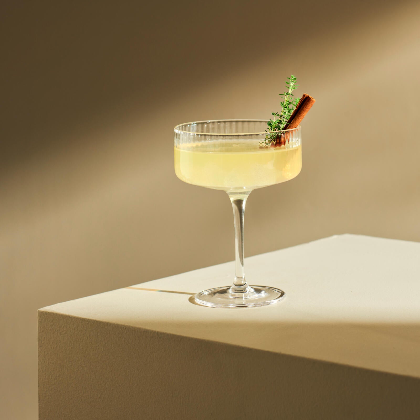 CUP Transparent cocktail glass, H 14 cm - Ø 10,5 cm