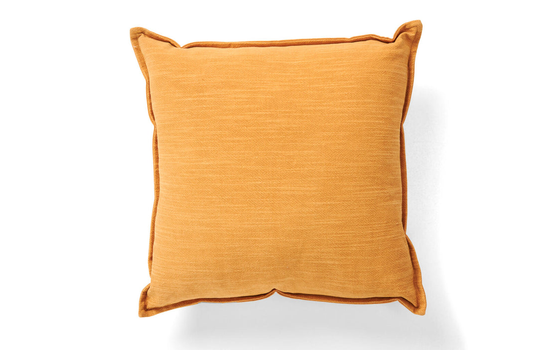 LINNE Brown cushion