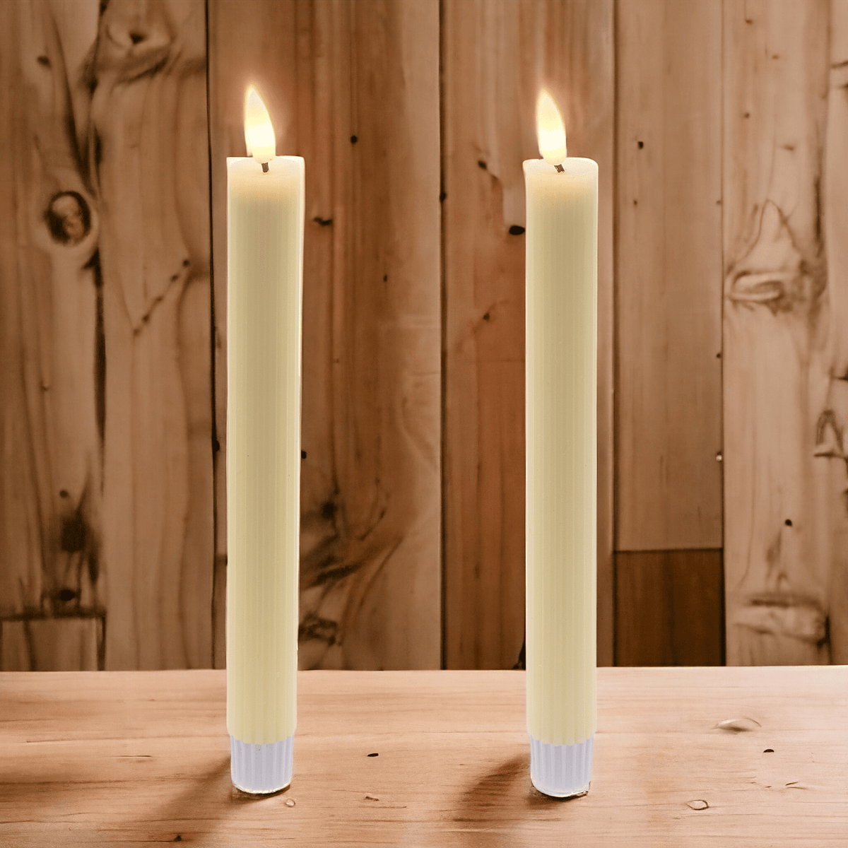 Set 2 candele cilindriche in cera avorio a coste h23cm con fiamma led 3d realistica e tele