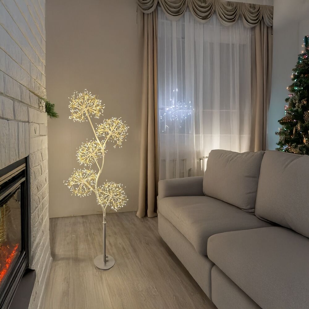 Albero con 5 sfere rich e 1200 microled luce bianco caldo h120cm