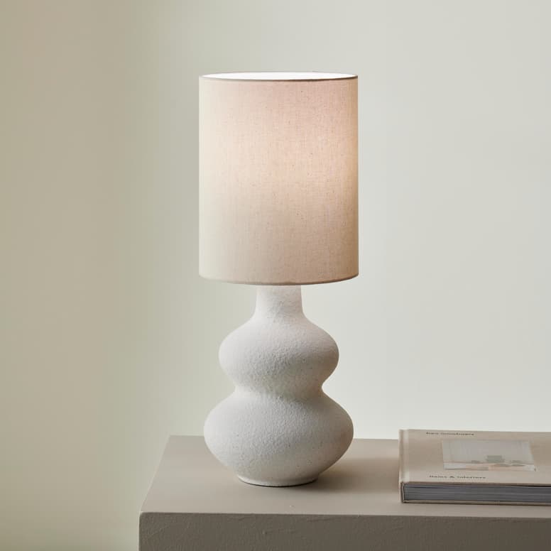 Casa WHITESTONE TABLELAMP W/SHADE27