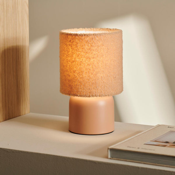 FLUFFY TABLE LAMP E14