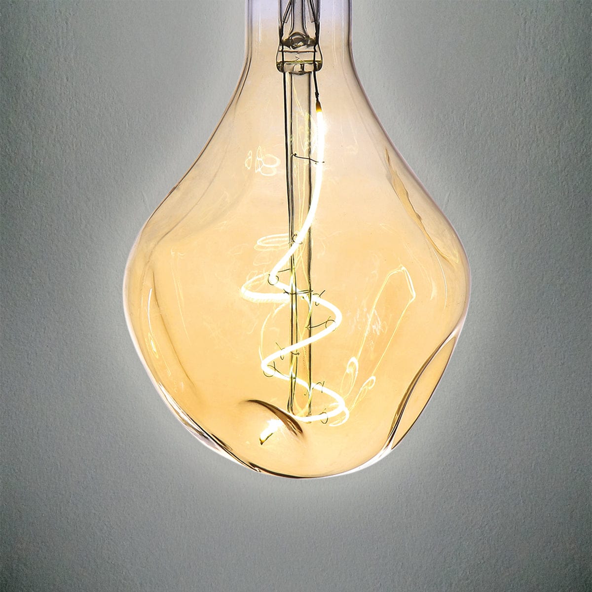 AMBER PEAR DECORATIVE BULB E27=6W WARM LIGHT DIMMABLE