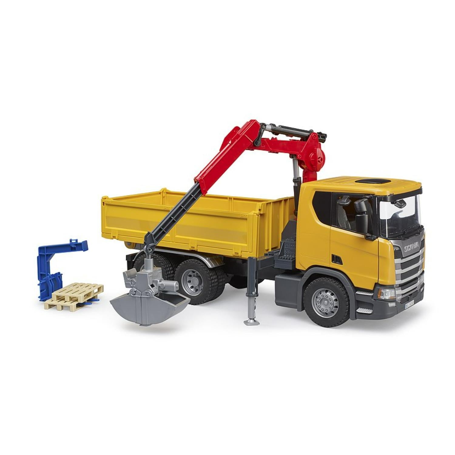 Scania Super 560R tipper truck with crane and pallets