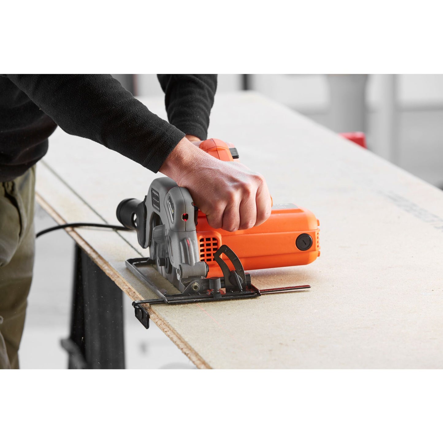 BLACK+DECKER CS1250-QS 1250WATT CIRCULAR SAW, BLADE DIAMETER 190 MM