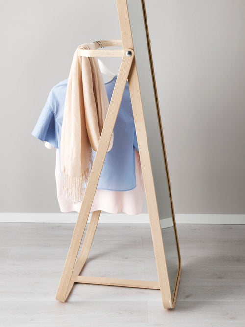 Racks & stands
