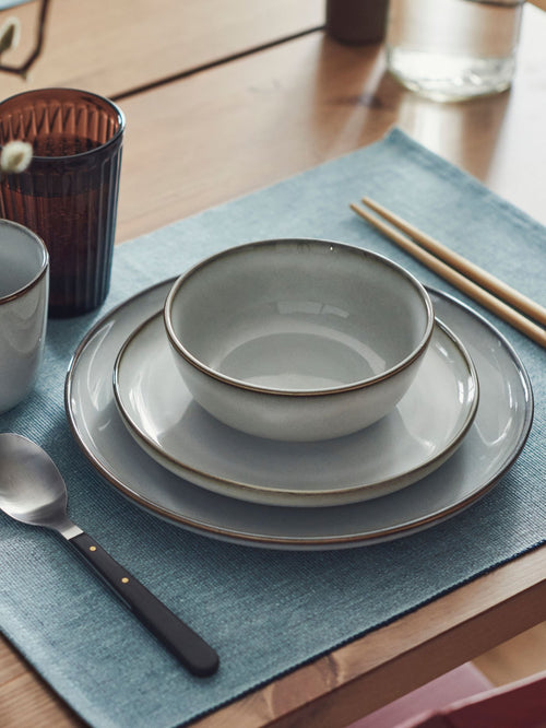 Dinnerware