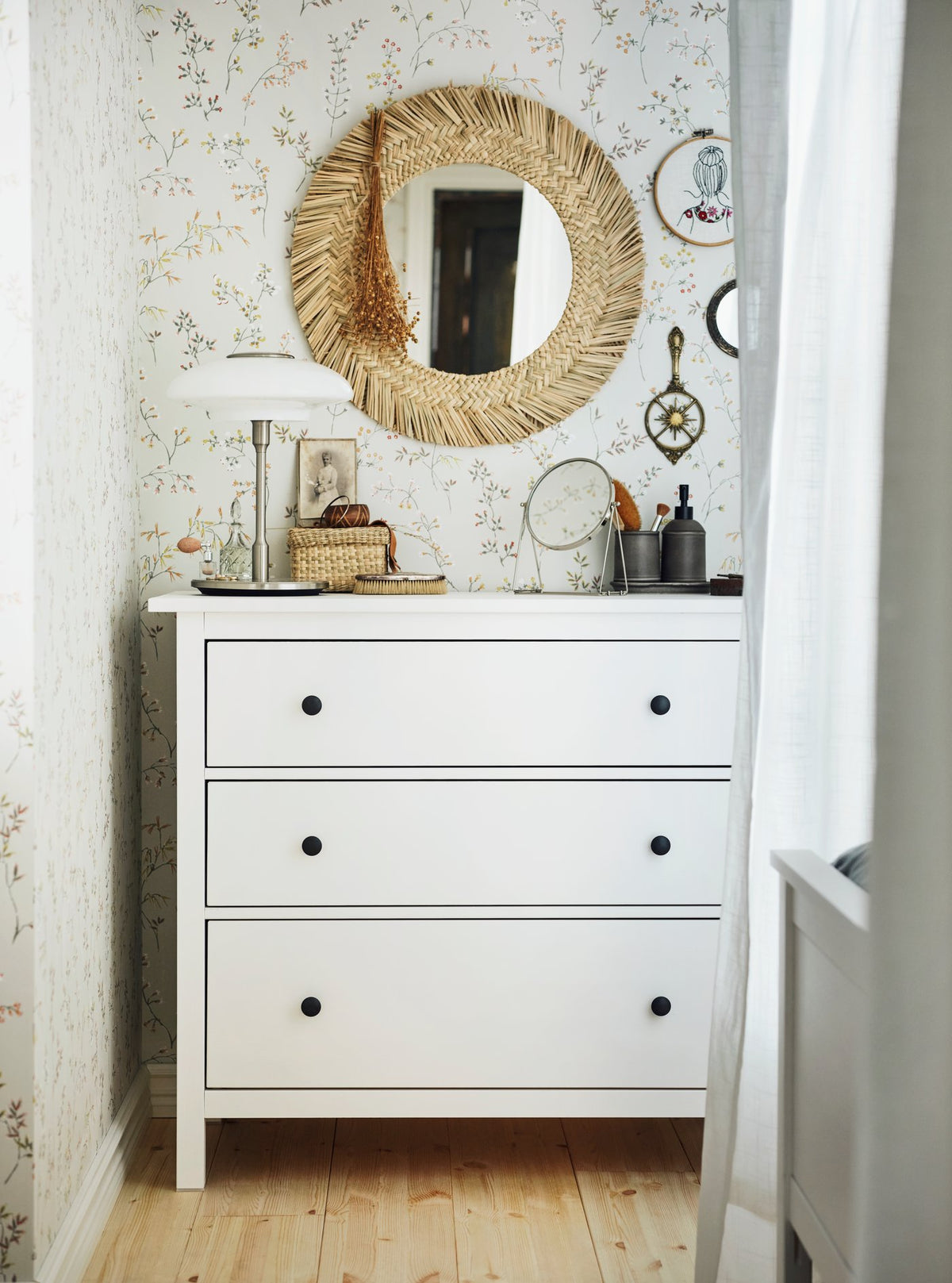 Four ideas for finding the perfect chest of drawers