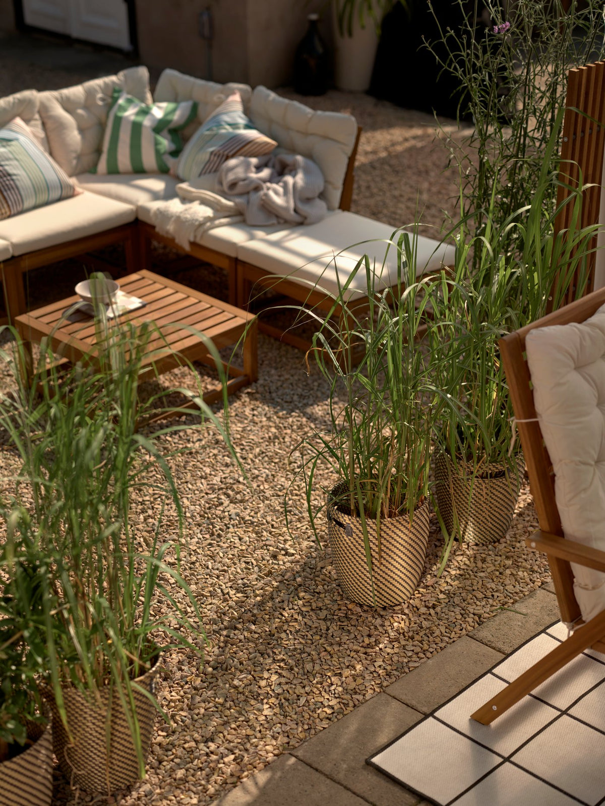 Choosing the right patio furniture