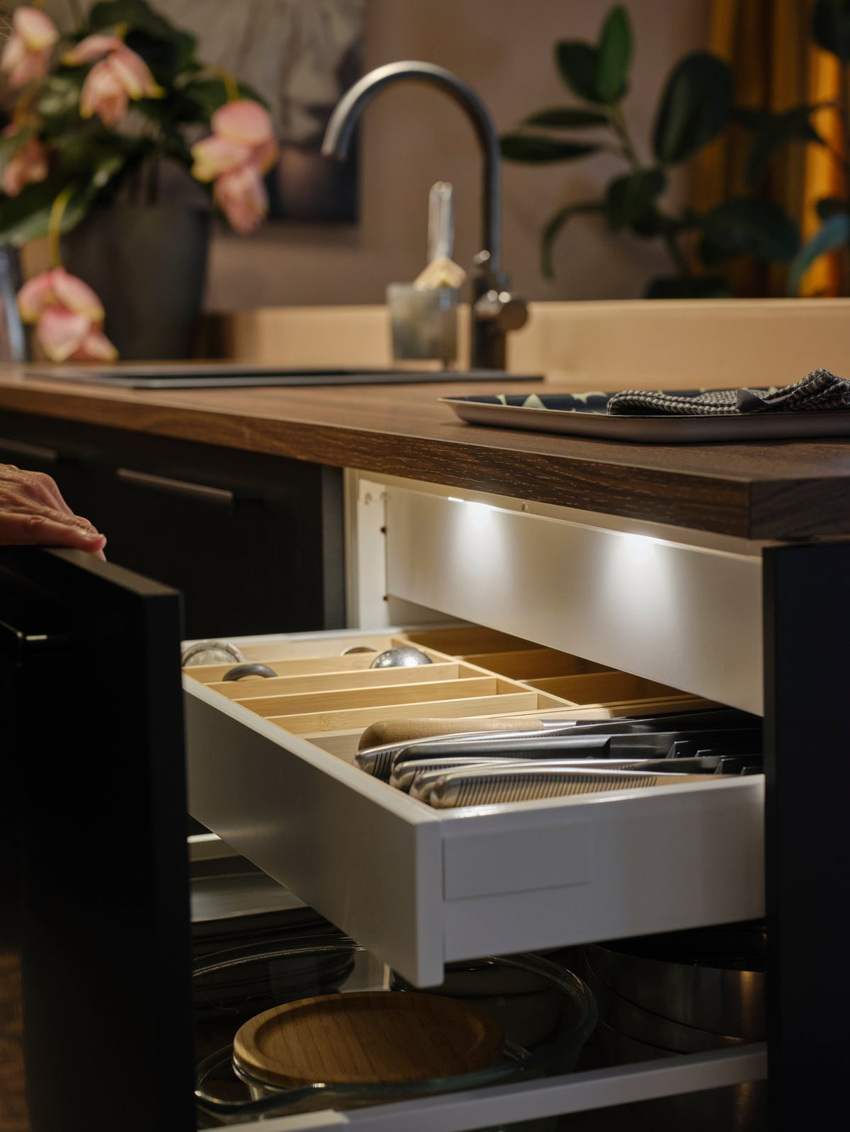 Planning kitchen lighting that works