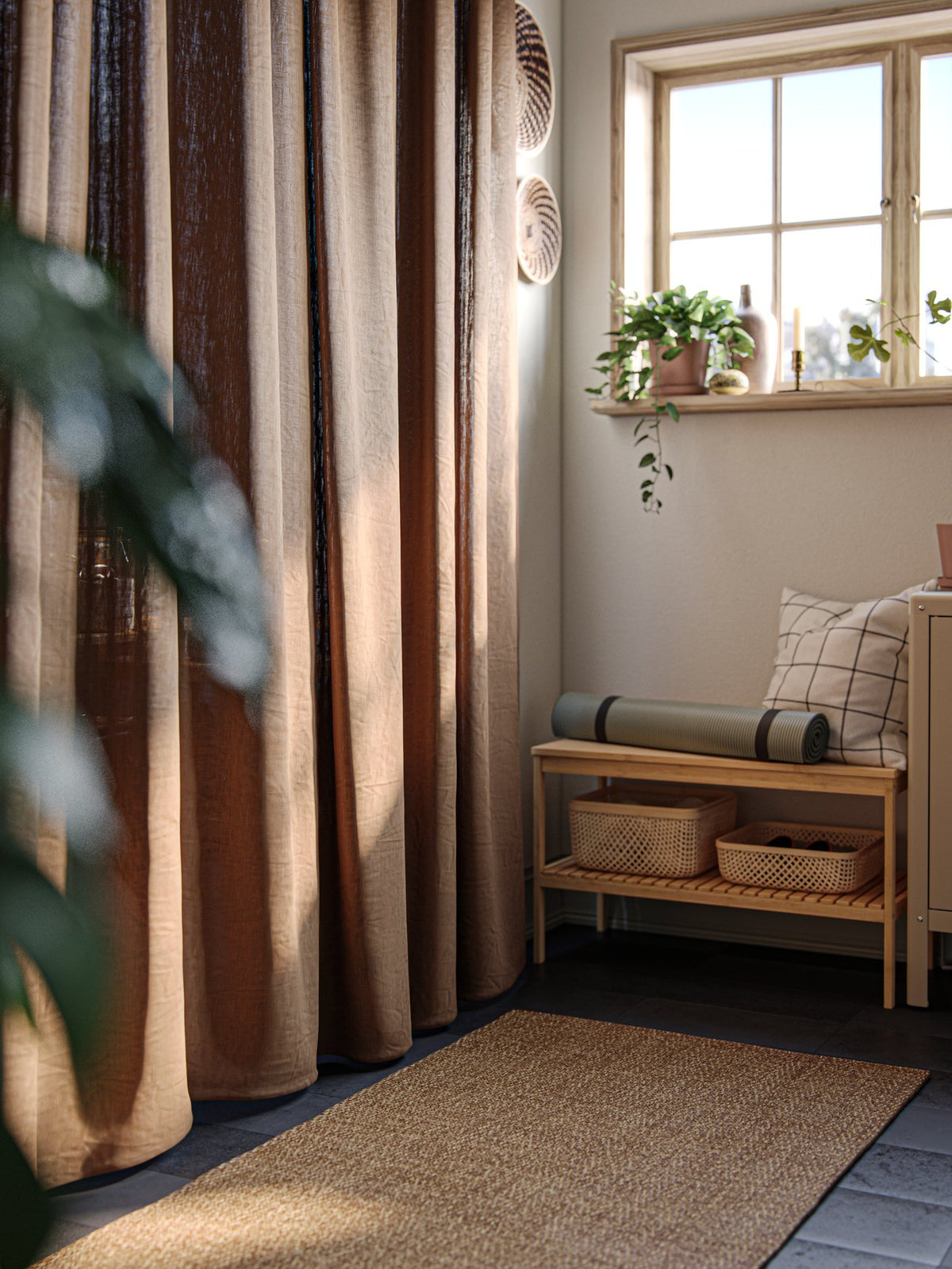 A flexible laundry corner in earthy tones