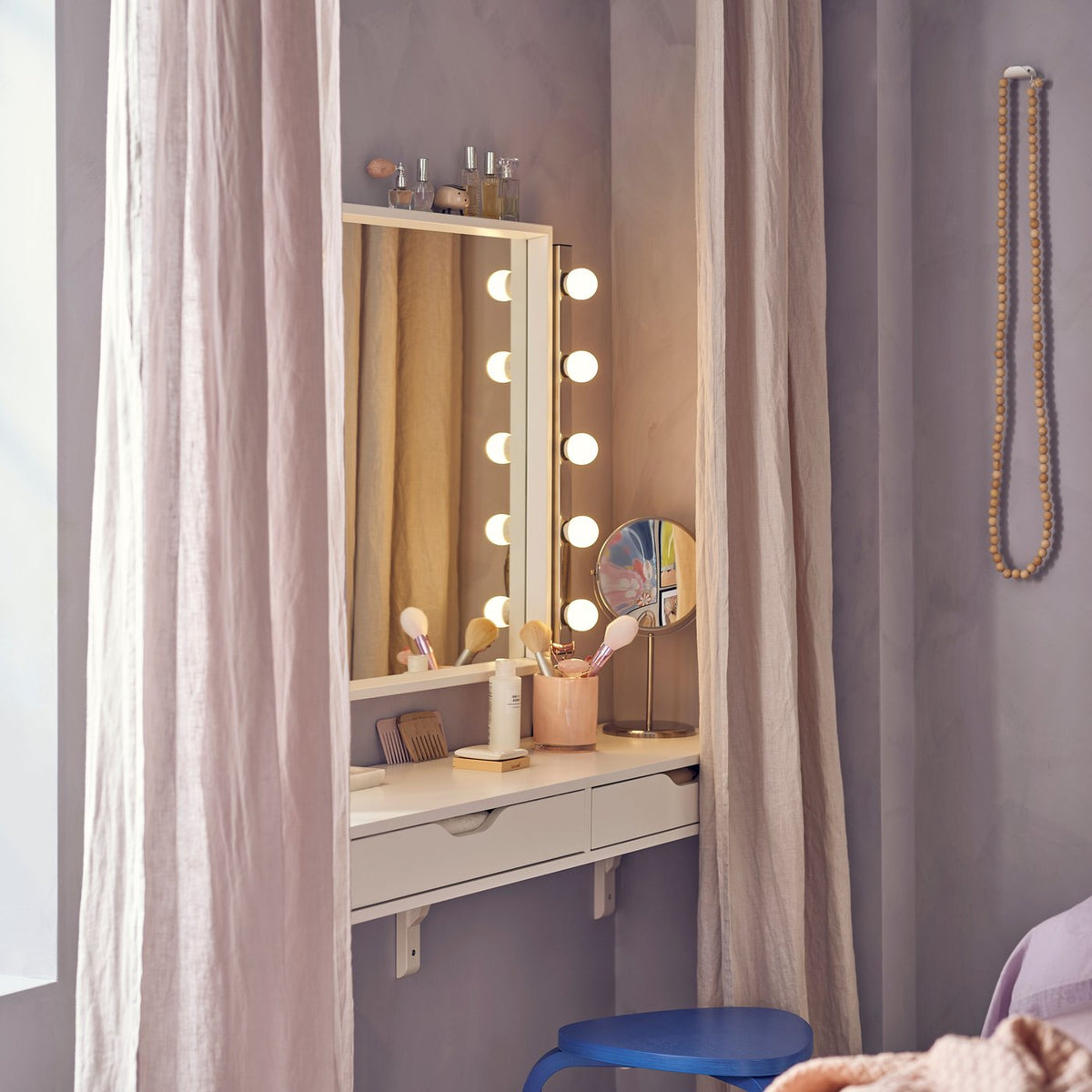 Ideas for a well organised walk-in wardrobe
