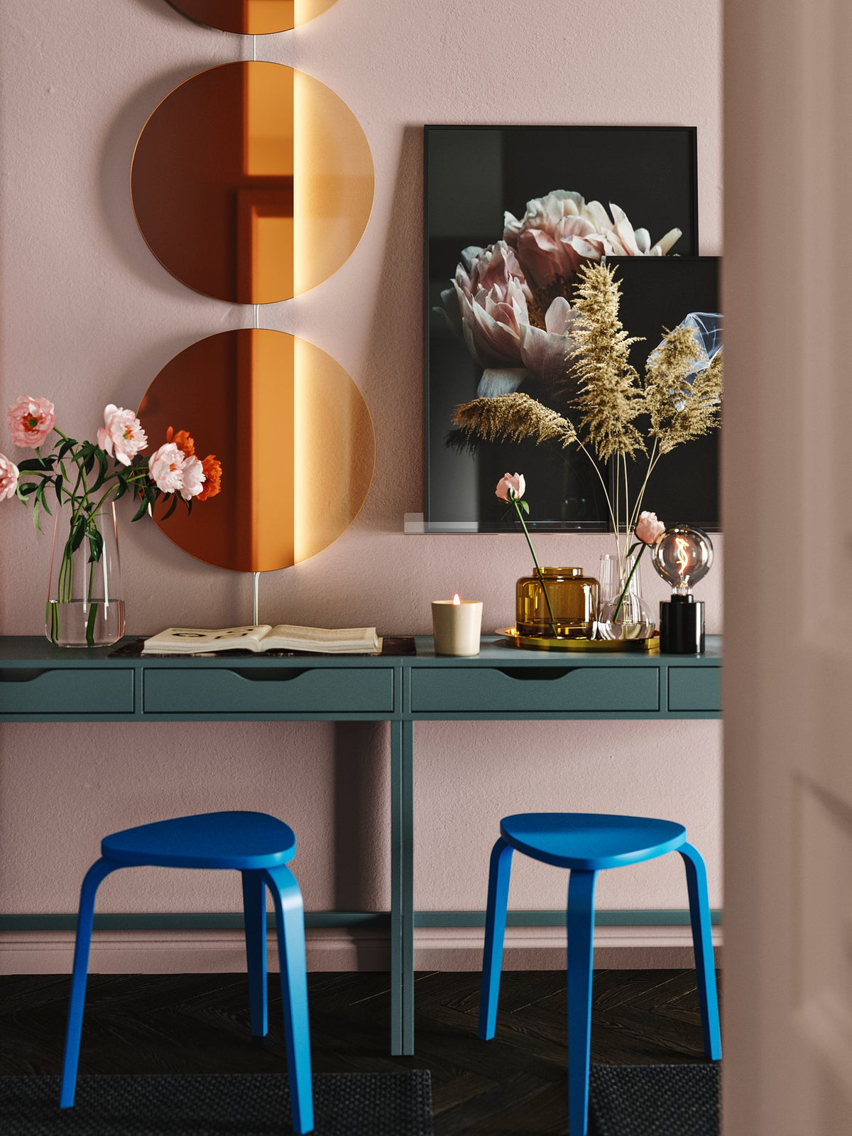 Three ideas for a narrow hallway, style meets function