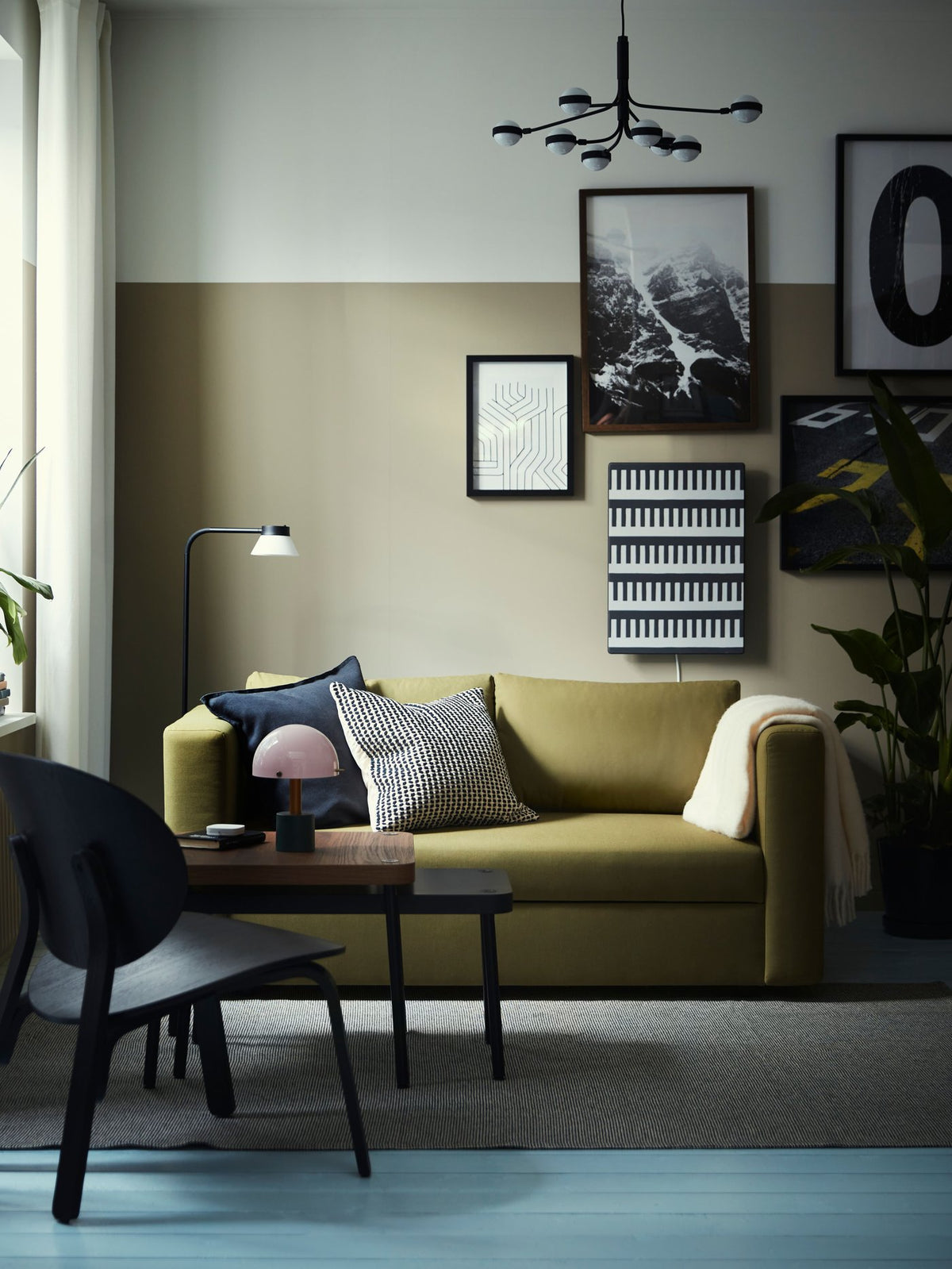 How to use sofa beds in small living rooms