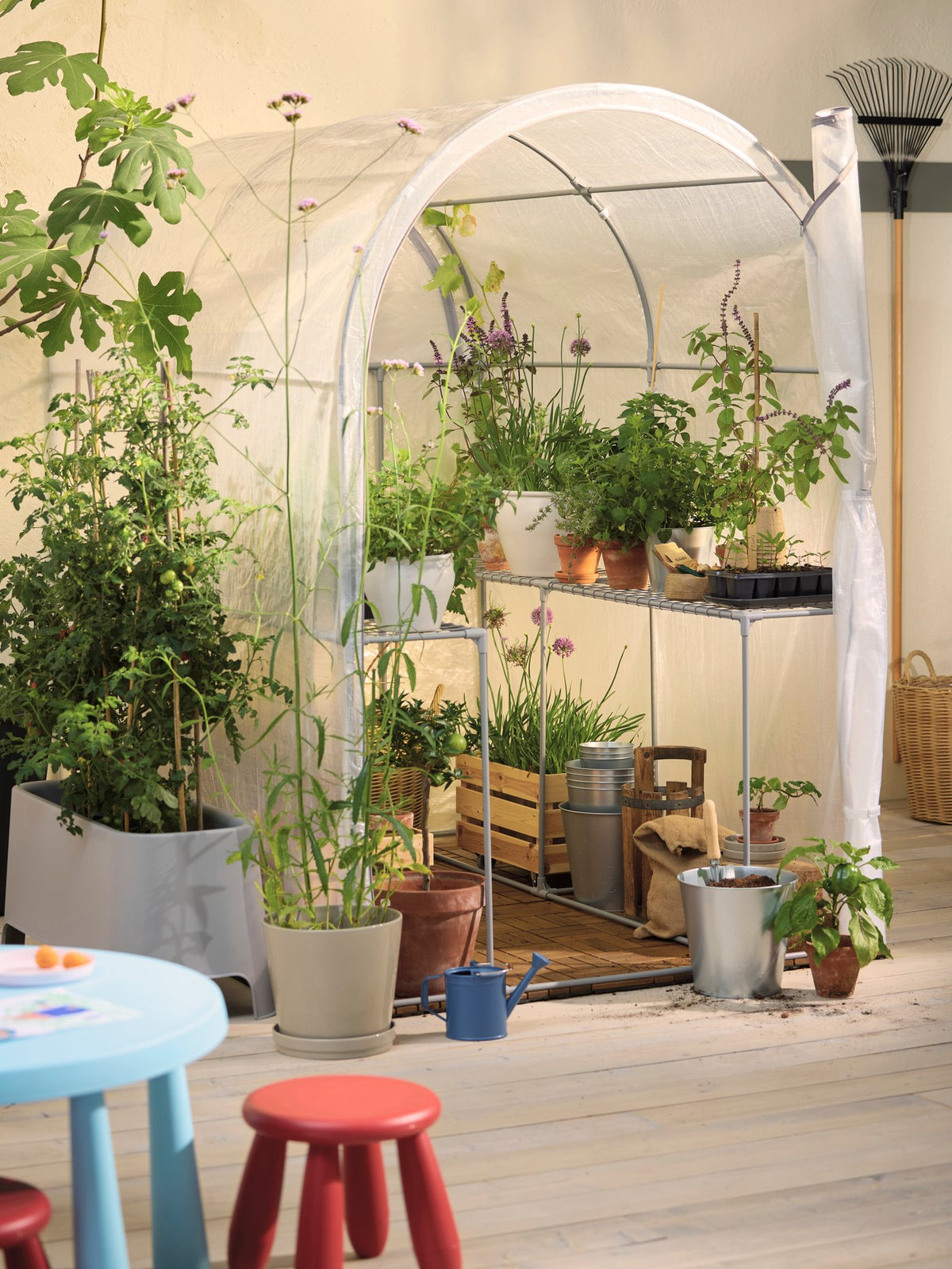 A warm, natural outdoor space for the whole family
