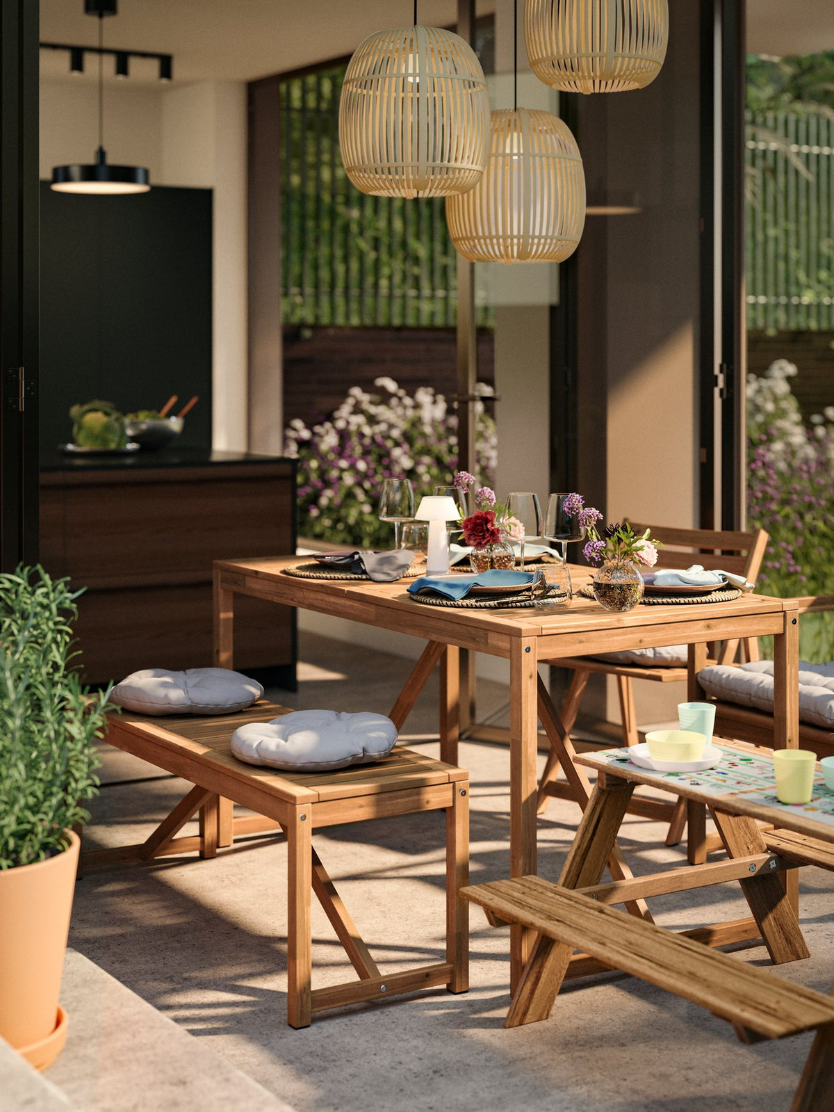 A modern outdoor space for eating al fresco