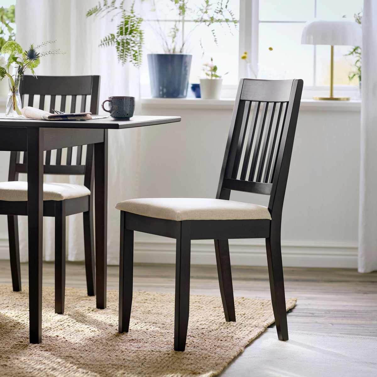 A traditional dining space for any family size