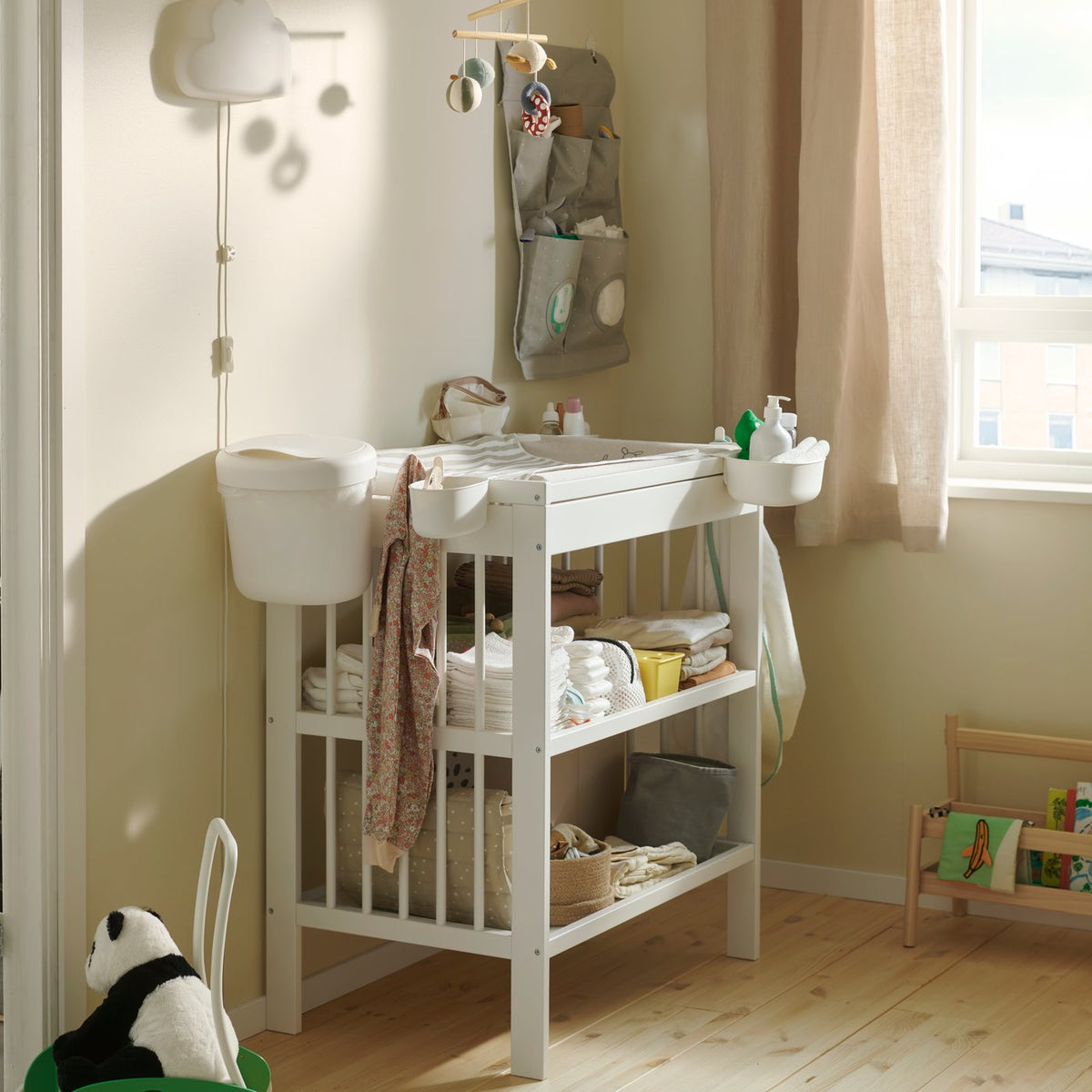 Find baby gifts for new parents like toys, blankets and more