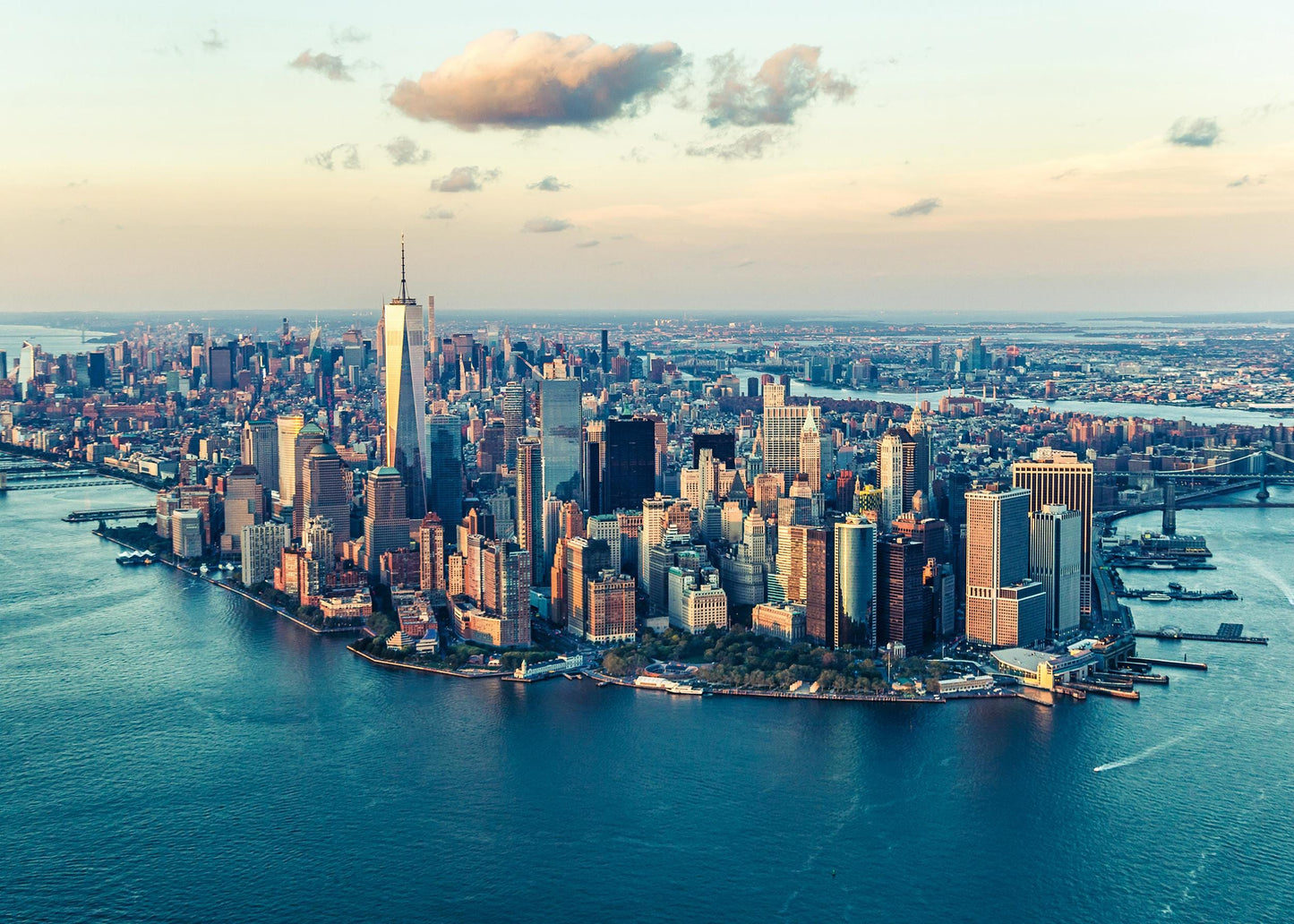 Toys 1000 Piece Puzzle - Beautiful Skylines: New York