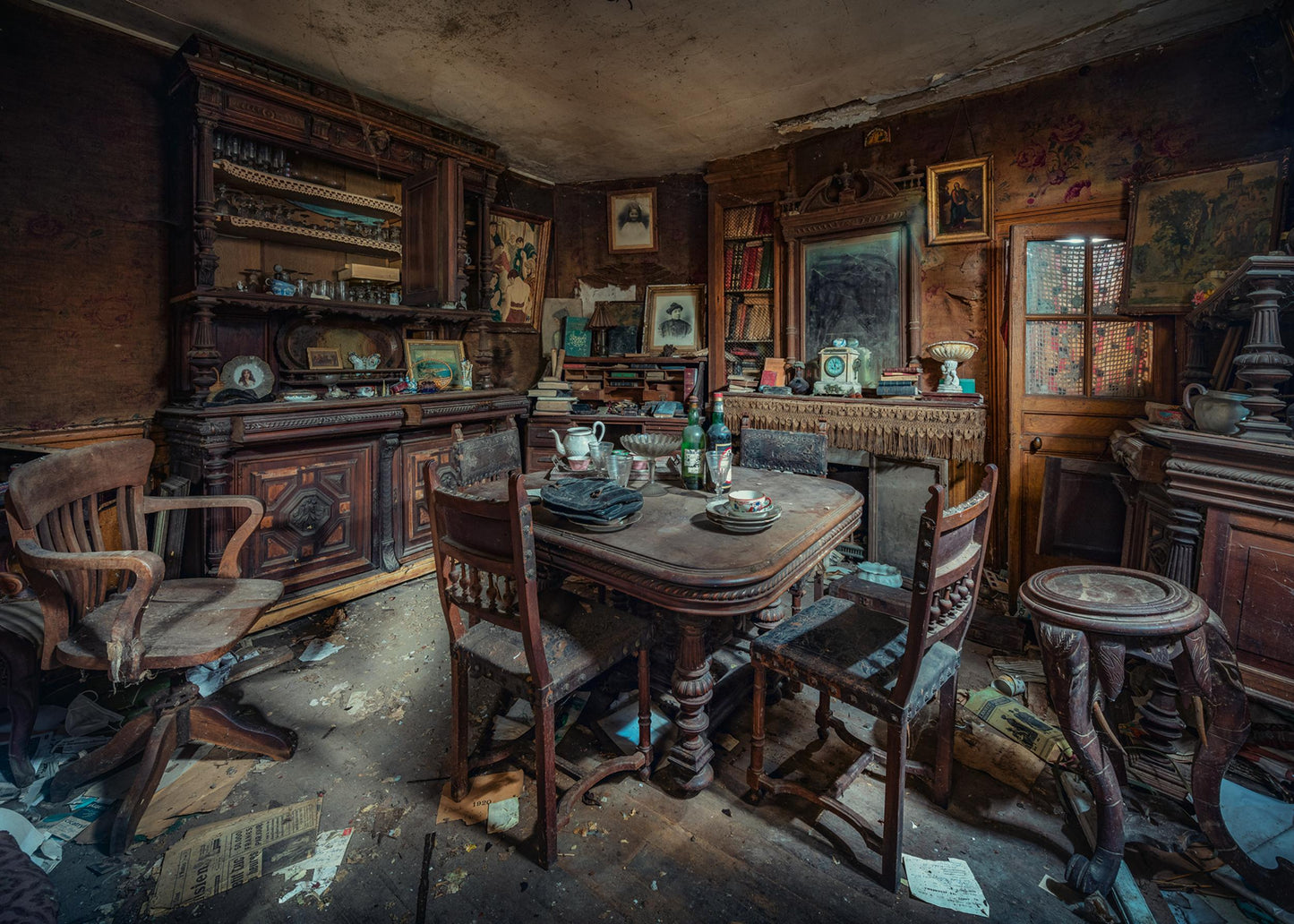 Toys Puzzle 1000 pcs - The old dining room