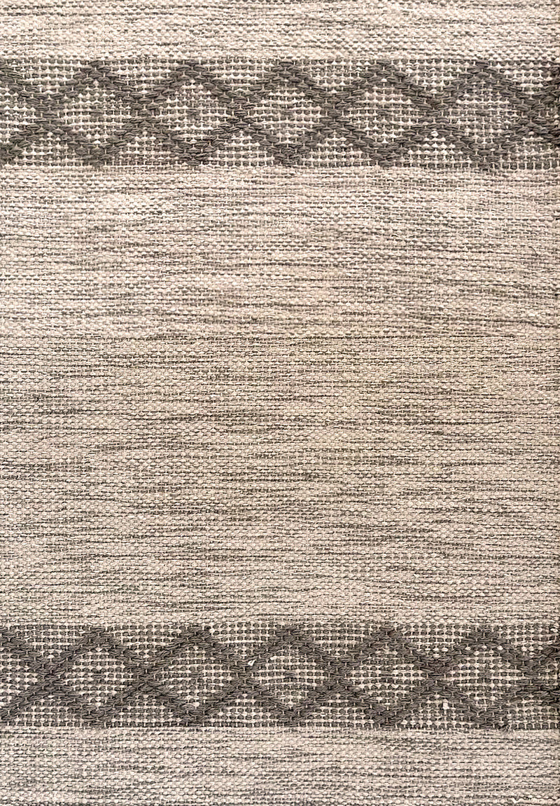 Beige cotton embroidered rug, 50x80 cm