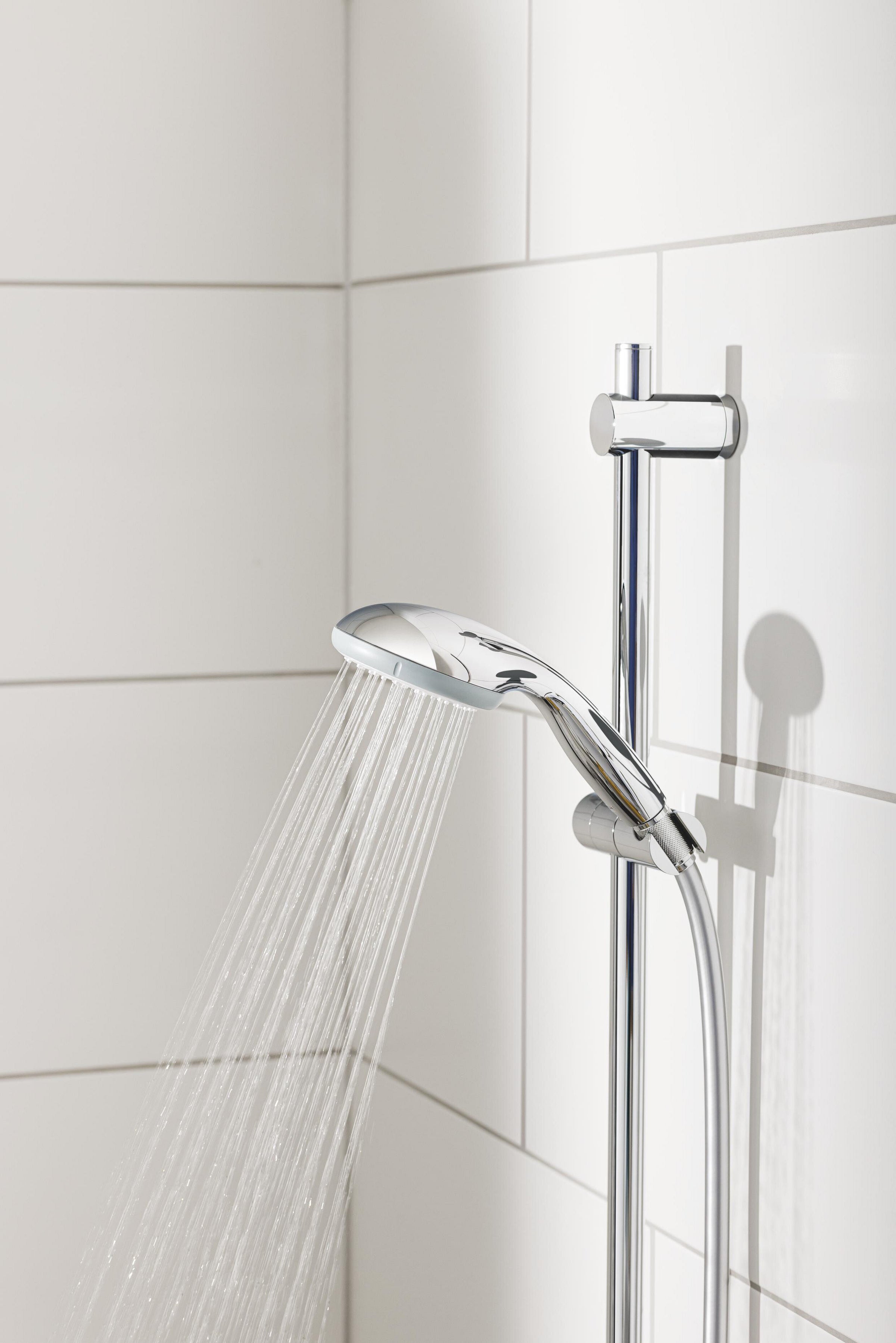 SLIDING RAIL VITALIO GO 100 1 JET CHROME/WHITE GROHE DIA 100 EASY CLEAN