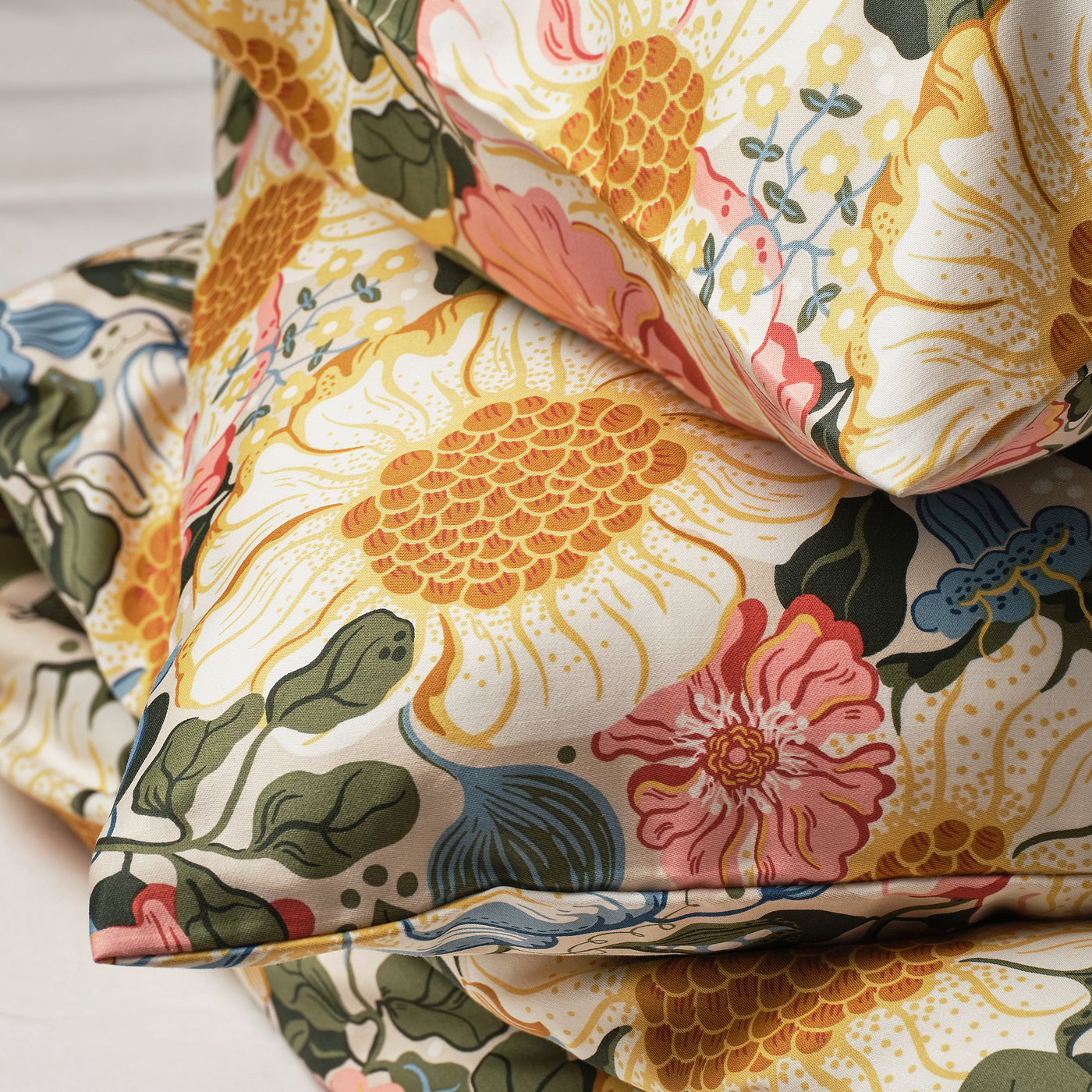 ARENBOK pillowcase, beige/floral pattern, 50x80 cm