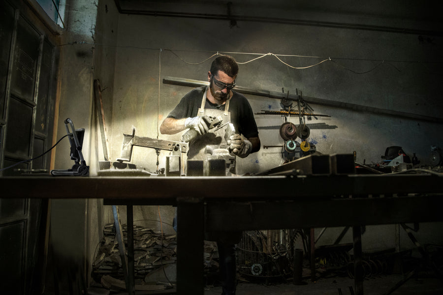 ALUMINUM TRIPOD PROJECTOR ORANGE LED 2X50W NATURAL LIGHT IP65