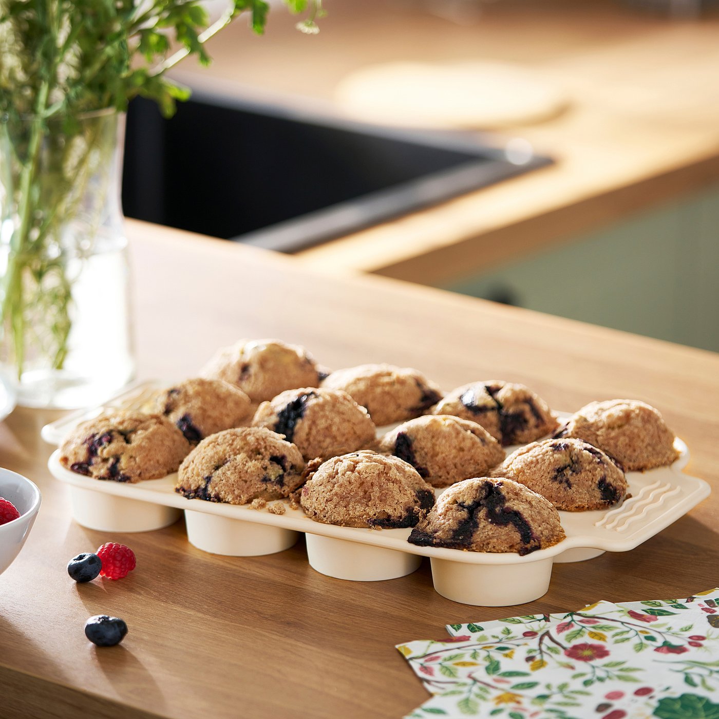 BAKTIDER muffin mould, light beige, 35x23 cm