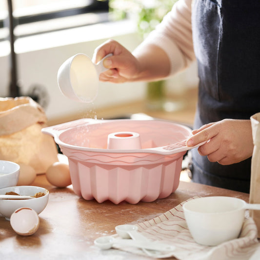 BAKTIDER fluted ring cake mould, pale pink, 22 cm