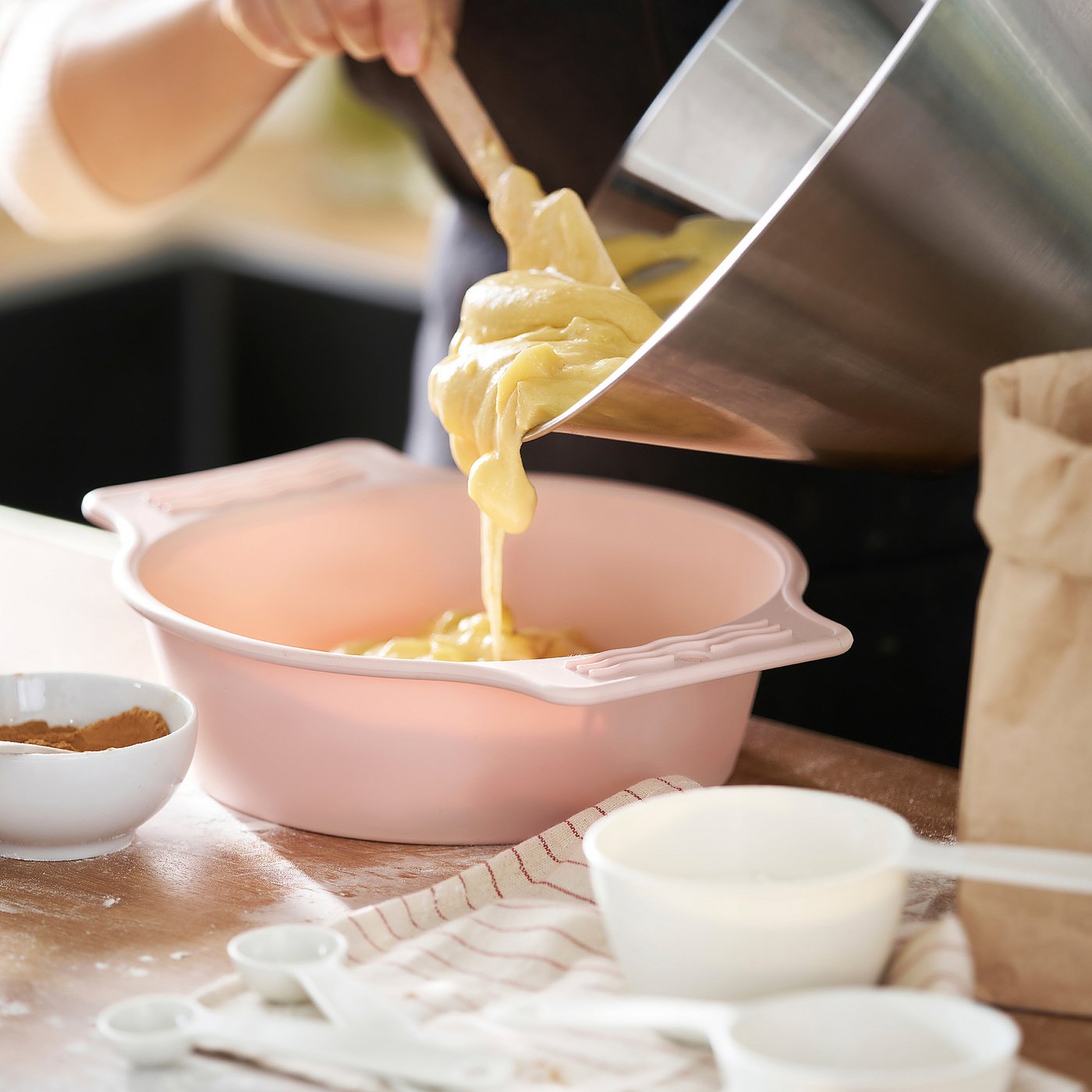 BAKTIDER cake pan, pale pink, 20 cm