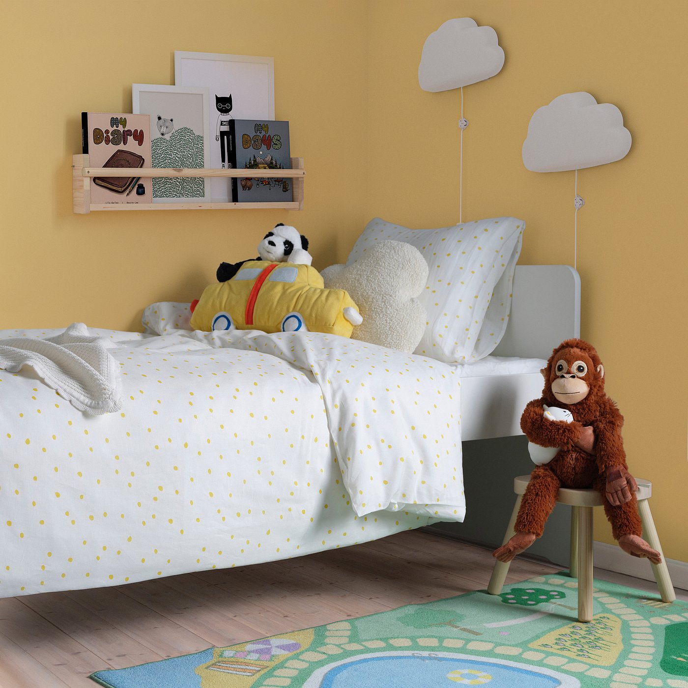 BARNDRÖM duvet cover and pillowcase, white yellow/dot pattern, 150x200/50x80 cm