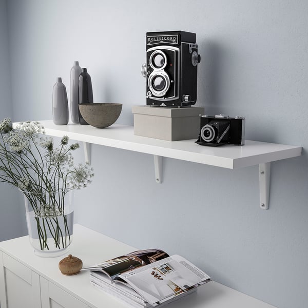 BERGSHULT / TOMTHULT shelf with bracket, white, 120x30 cm