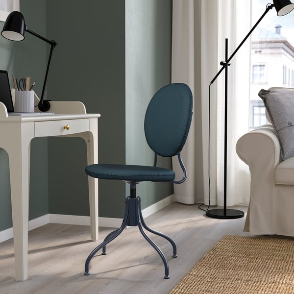 BJÖRKBERGET swivel chair, Idekulla blue, 58 cm