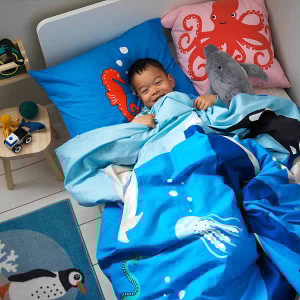 BLÅVINGAD - BLÅVINGAD Duvet cover and pillowcase, ocean animals pattern/multicolour, 150x200/50x80 cm