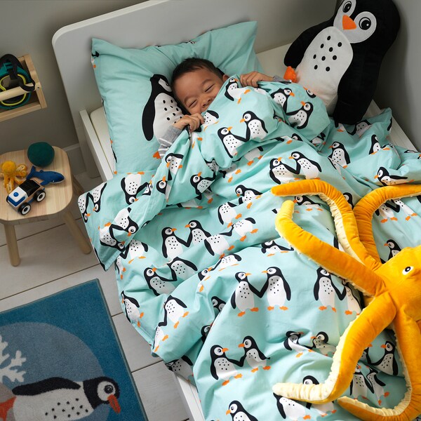 BLÅVINGAD - Duvet cover and pillowcase, penguin pattern/light turquoise, 150x200/50x80 cm