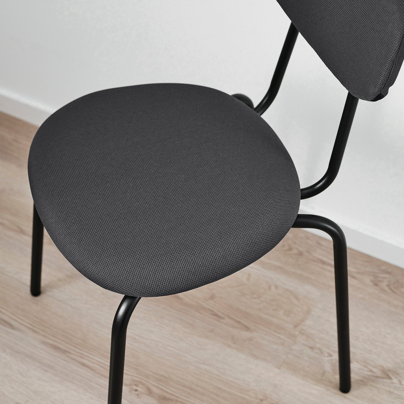 DOCKSTA / SANDSBERG table and 4 chairs, white/Remmarn anthracite, 103 cm