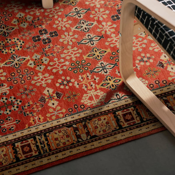 DOFTMYSKGRÄS rug, low pile, red floral pattern/handmade, 240x170 cm