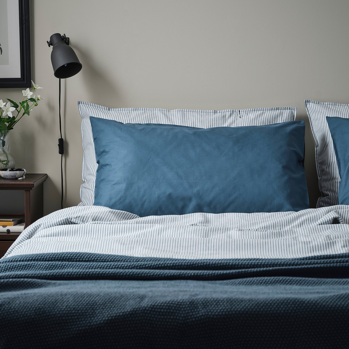 DVALA pillowcase, blue, 50x80 cm