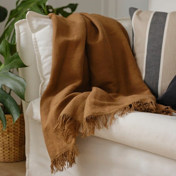 Ikea DYTÅG - Throw, light brown, 130x170 cm