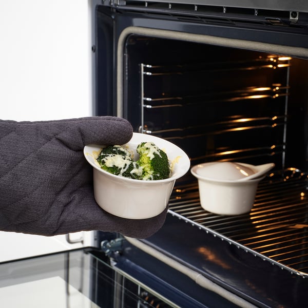 FÄRGKLAR oven/serving dish with lid, glossy beige, 13 cm, 2 pack