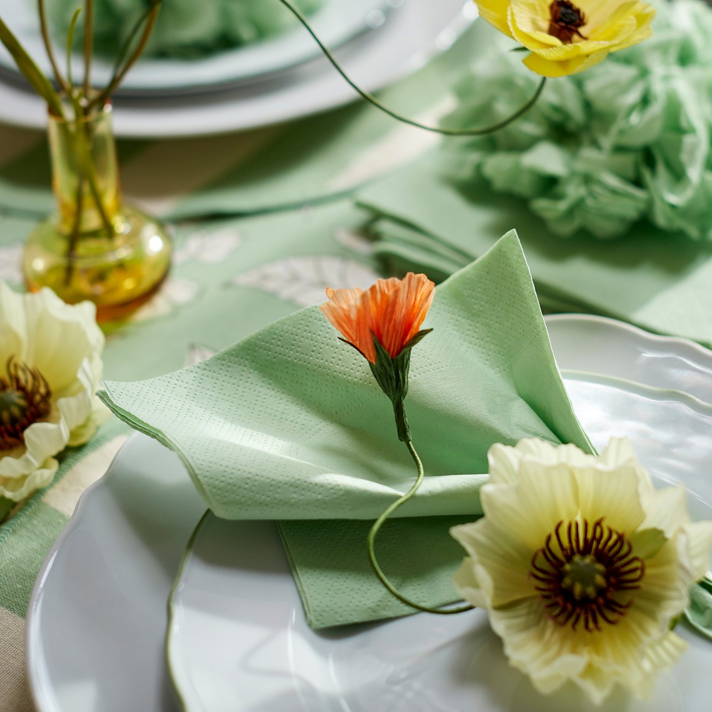 FANTASTISK paper napkin, light green, 33x33 cm, 50 pack
