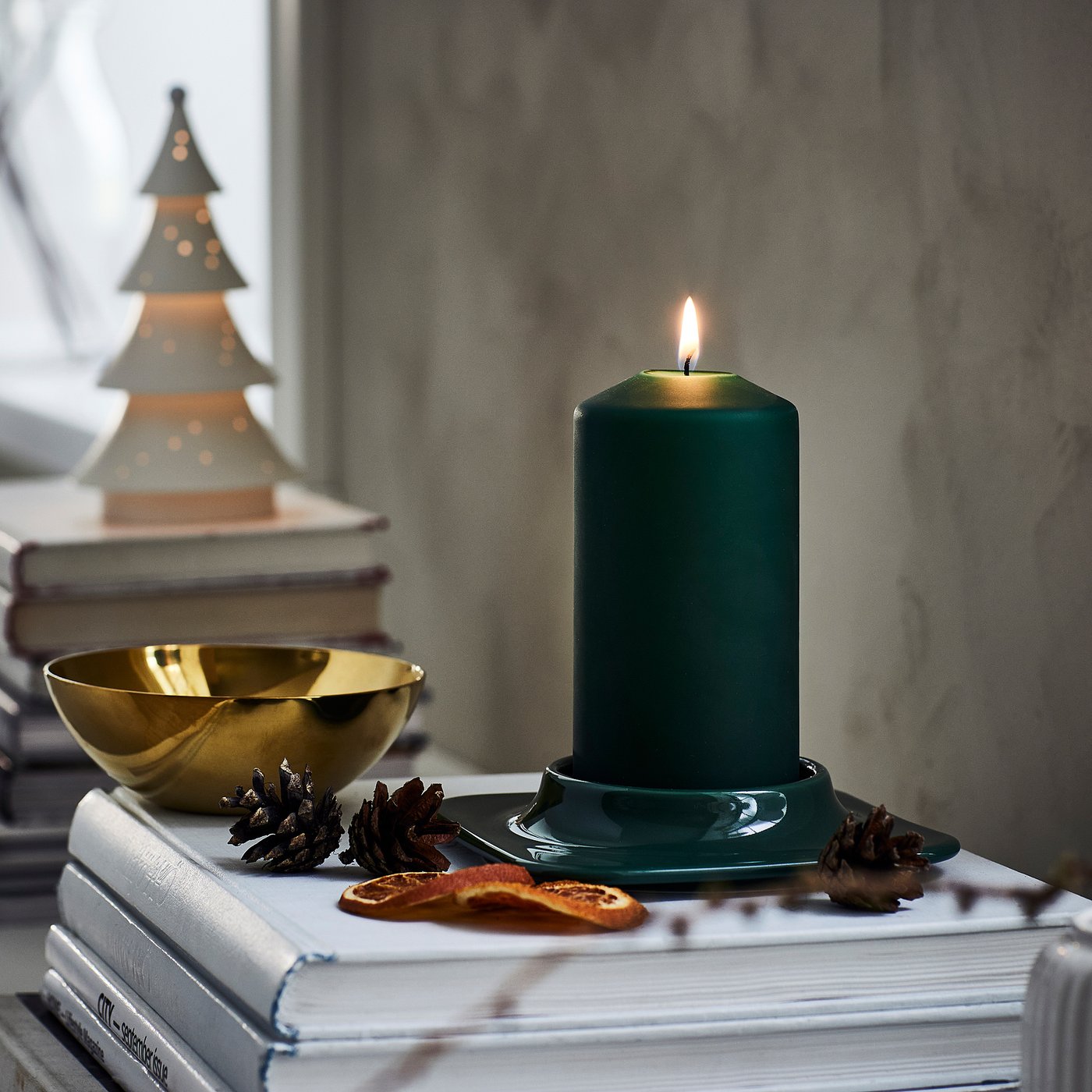 FENOMEN unscented pillar candle, green, 14 cm