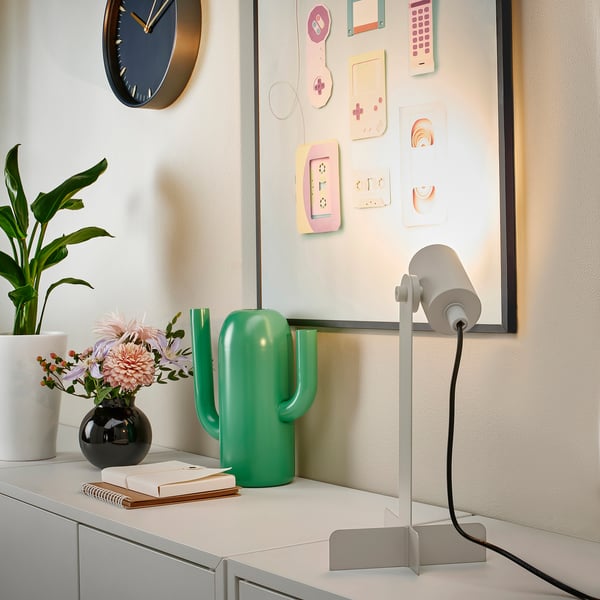 FLOTTILJ - Desk lamp, beige ,