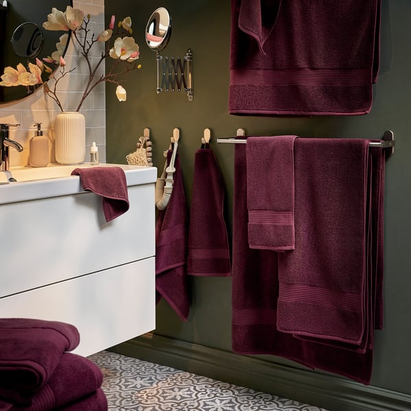 FREDRIKSJÖN - FREDRIKSJÖN Bath sheet, deep red, 100x150 cm