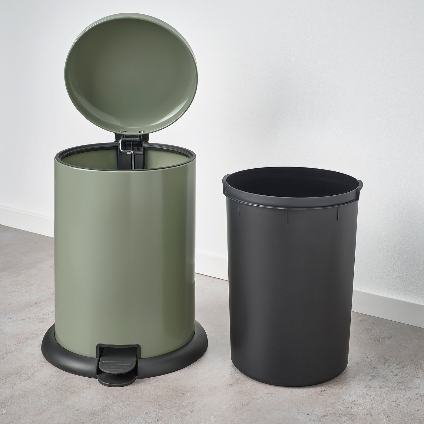 GÅNGSKYFFEL pedal bin, grey-green, 18 l