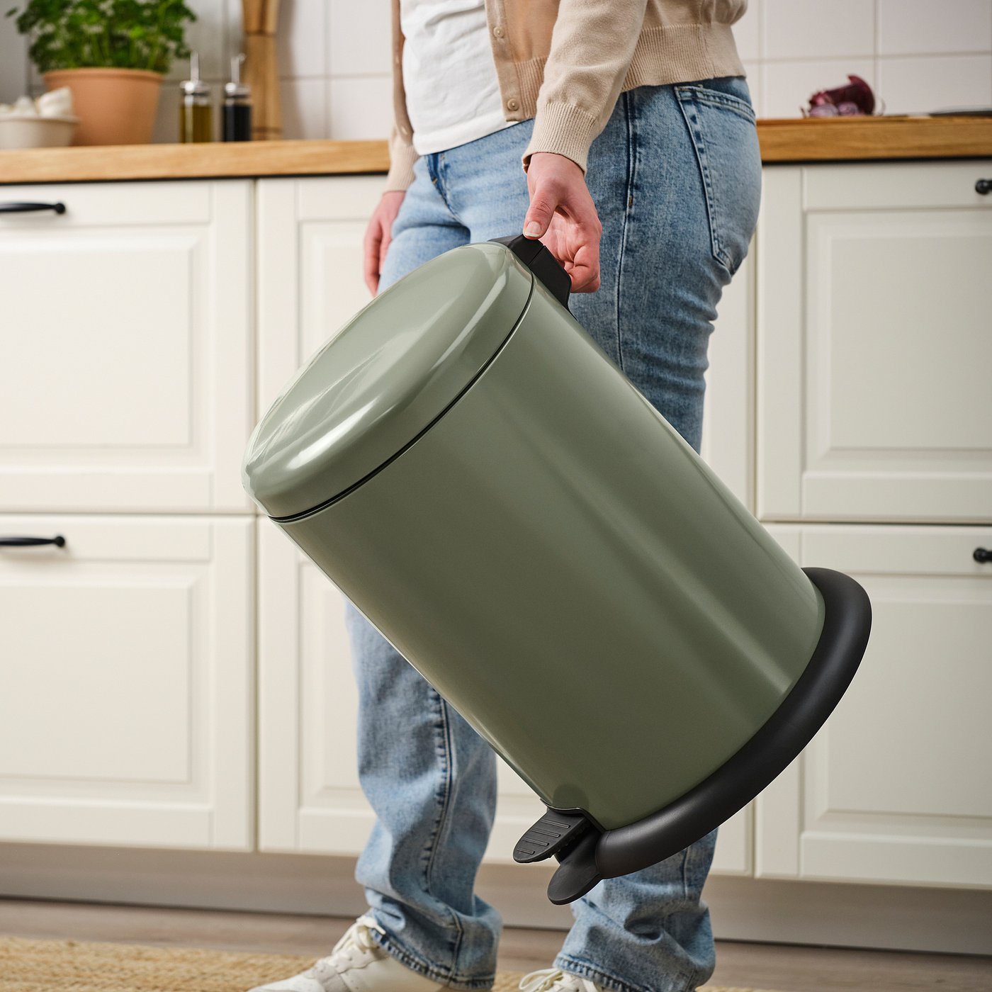 GÅNGSKYFFEL pedal bin, grey-green, 18 l
