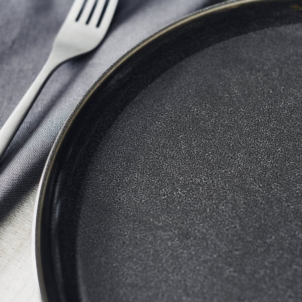 GLADELIG plate, dark grey, 25 cm